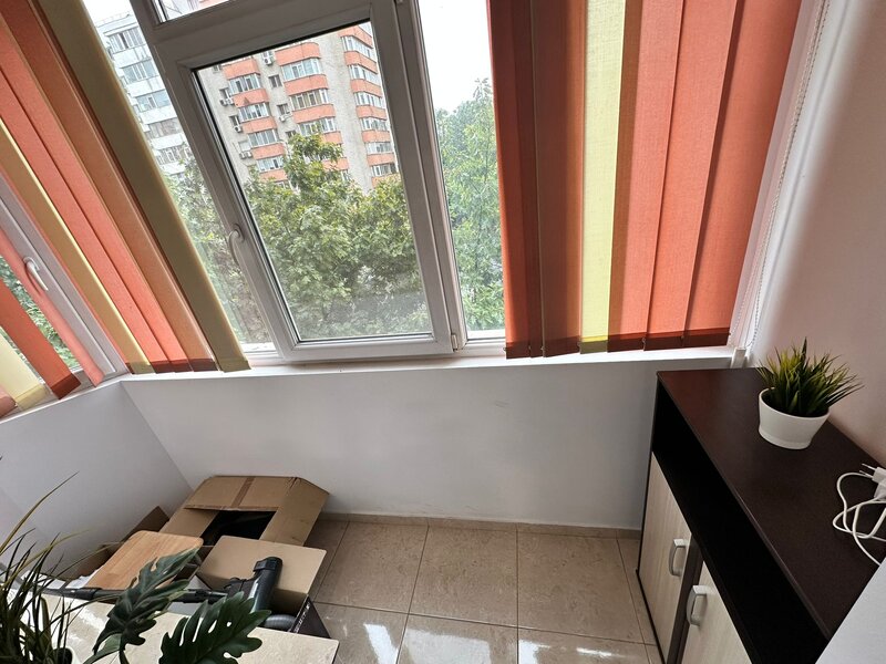 Calea Mosilor x Eminescu spre Bd. Carol.